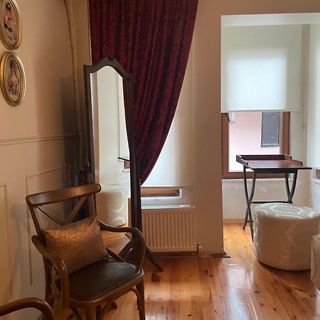 Fatih Balat Tarihten Nezih Sik Ev- 1 Istanboel Buitenkant foto